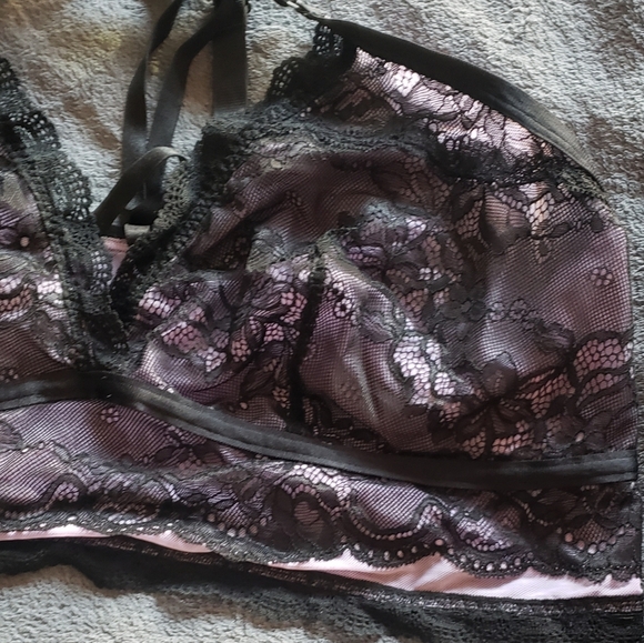 Torrid NWT Black and Lavender Lace Lingerie Bra - Picture 5 of 6